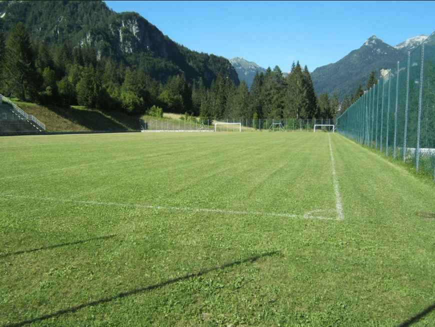 Campo da calcio Villaggio Dolomitico